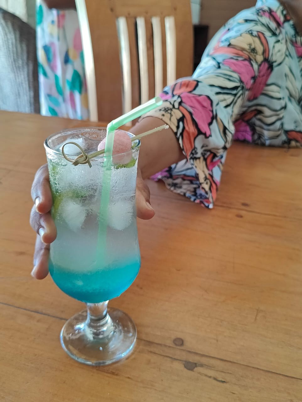Cocktail face aux pirogues, ambiance DDM